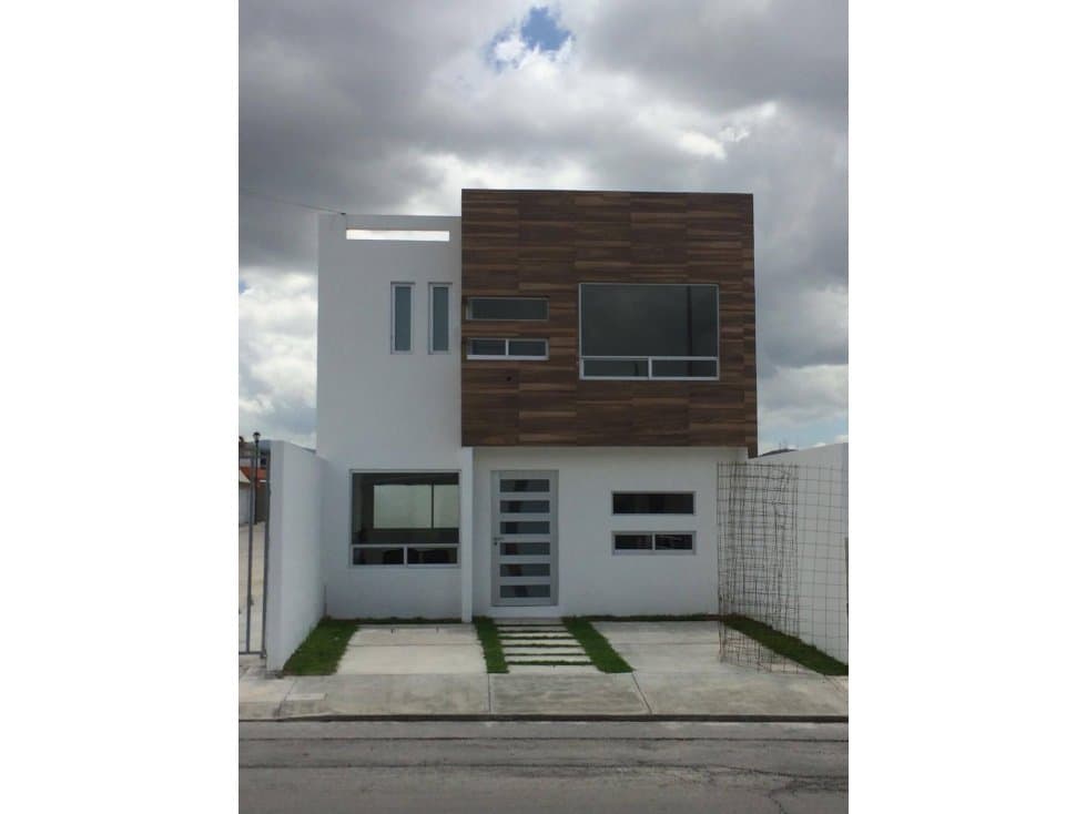 CASA NUEVA EN PIRACANTOS — foto 2