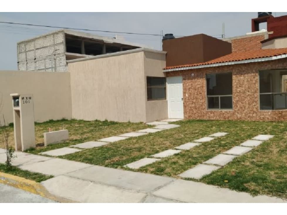 Casa en venta de nivel Fraccionamiento Privado — foto 1