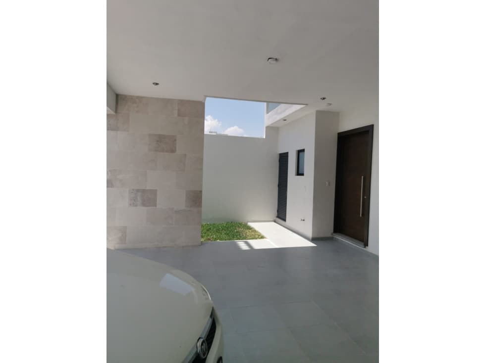 Preciosa casa en preventa en Jardines del Campestre — foto 5