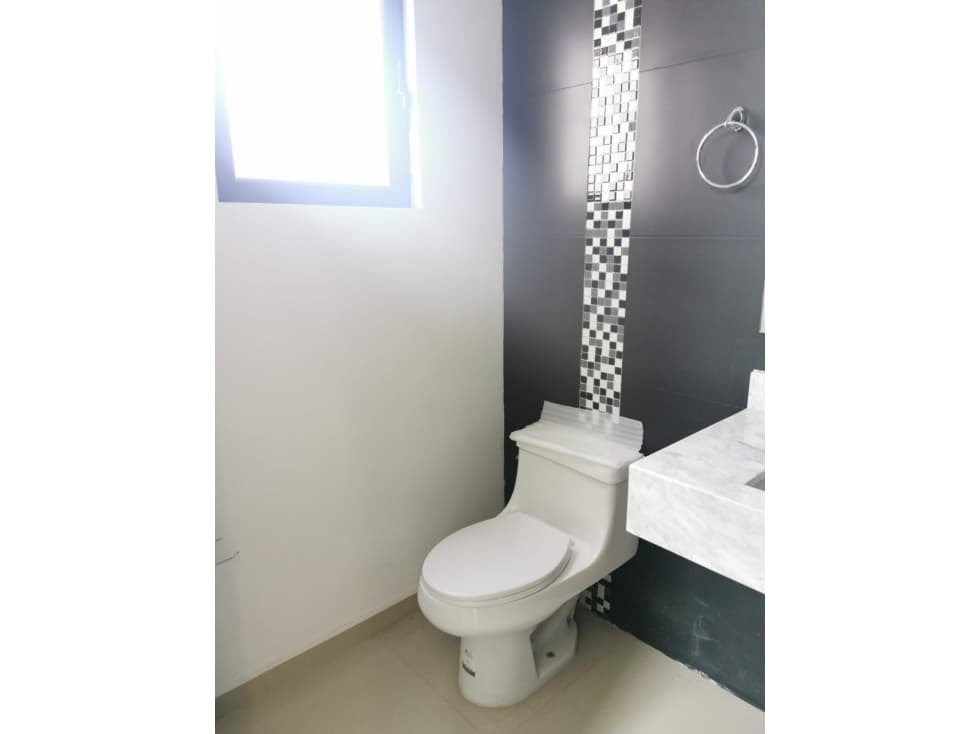 Preciosa casa en preventa en Jardines del Campestre — foto 6