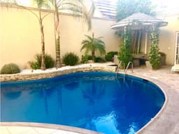 Cas amueblada con alberca en renta fracc Villa Bonita