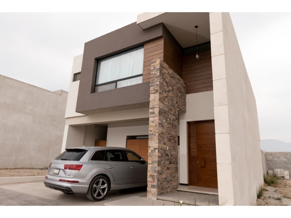 casa en venta Fracc Villa Foresta en Saltillo — foto 1