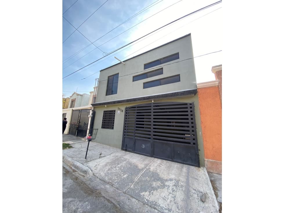 Super amplia casa remodelada en Mirasierra — foto 1
