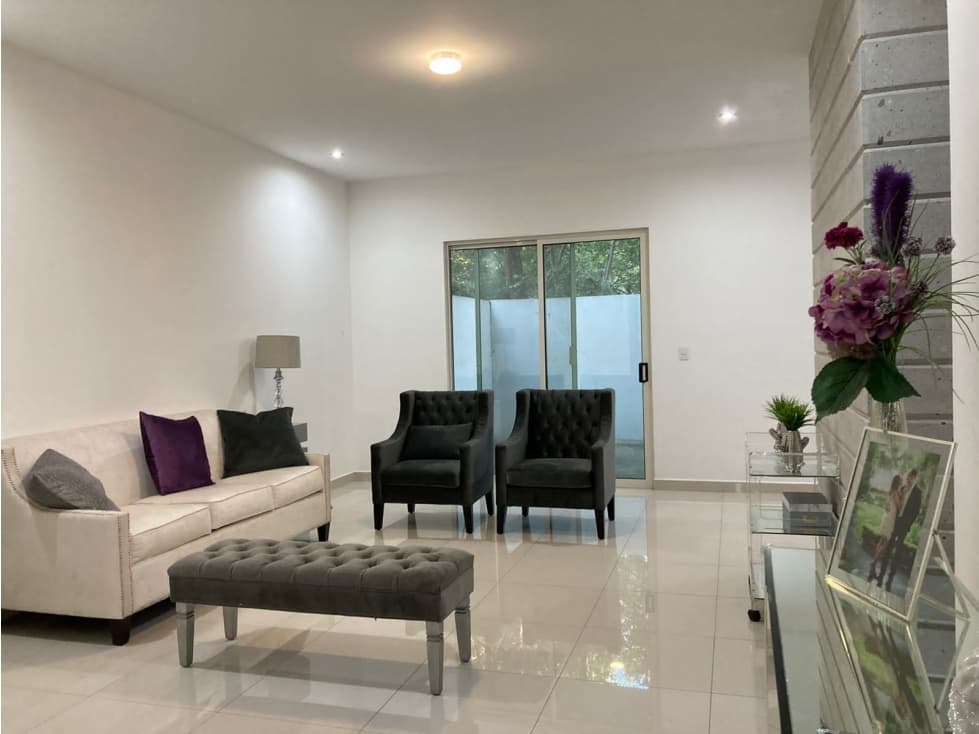 Moderna casa en renta en fracc Tierra Santa — foto 3