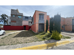 HACIENDA DE CUAUTITLAN CASA EN ESQUINA RENTA