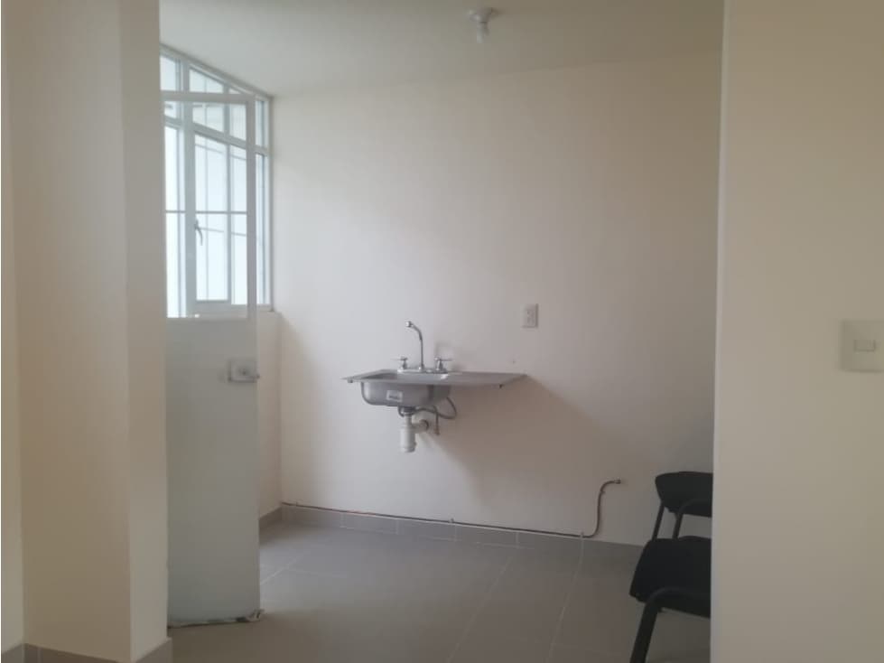 BONITA CASA EN COLONIA DEL MAESTRO — foto 2