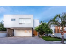 Casa en venta en Vista Real Country Club Corregidora