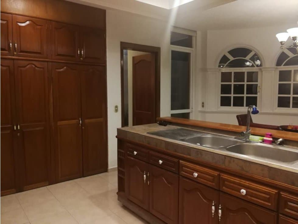 RESIDENCIA EN FRACCIONAMIENTO CUMBRES  DE MORELIA — foto 5