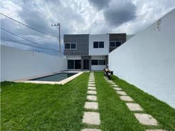 casas solas con alberca y jardin en 3 de mayo, Emiliano Zapata