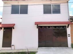Casa sola con jardin en venta, Civac, Jiutepec Morelos