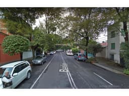 Casa en Remate Bancario en La Calle de Berlin, en Coyoacán