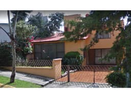 BONITA CASA EN PASEOS DEL BOSQUE NAUCALPAN