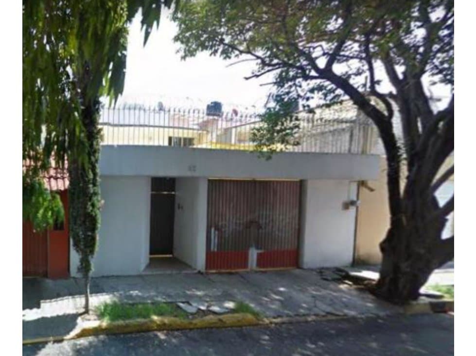 CASA EN REMATE — foto 1