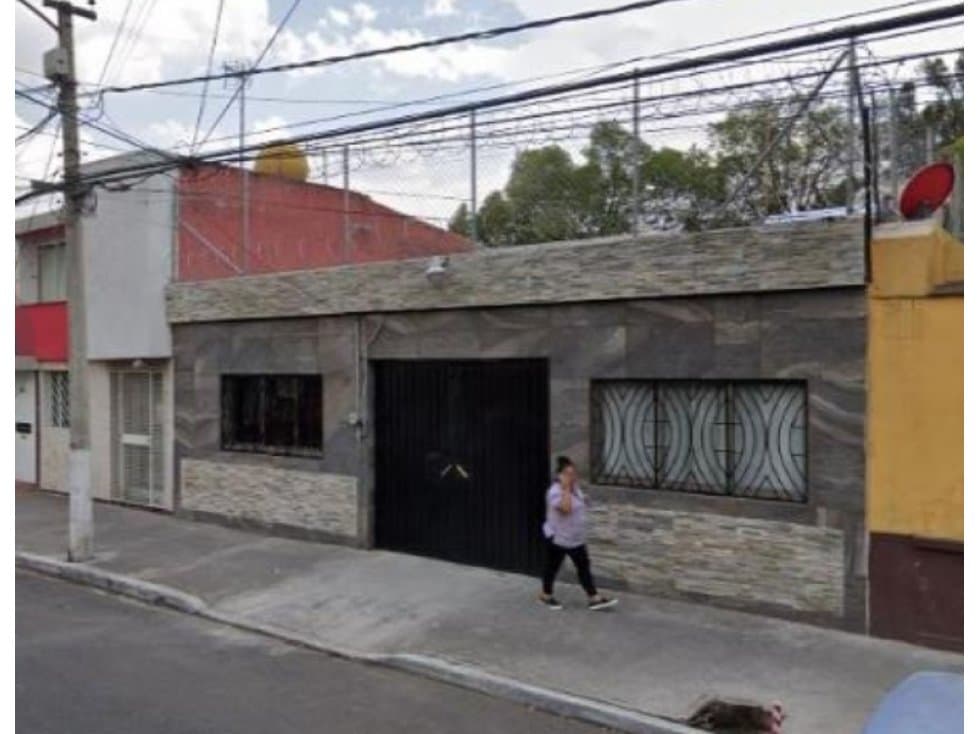 CASA EN VENTA REMATE — foto 1