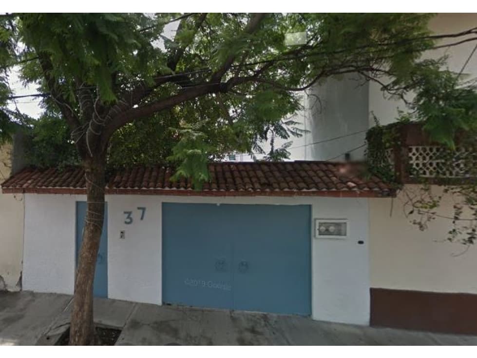 Casa en remate — foto 1