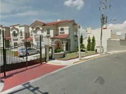 CASA EN VENTA URBI QUINTA MONTECARLO