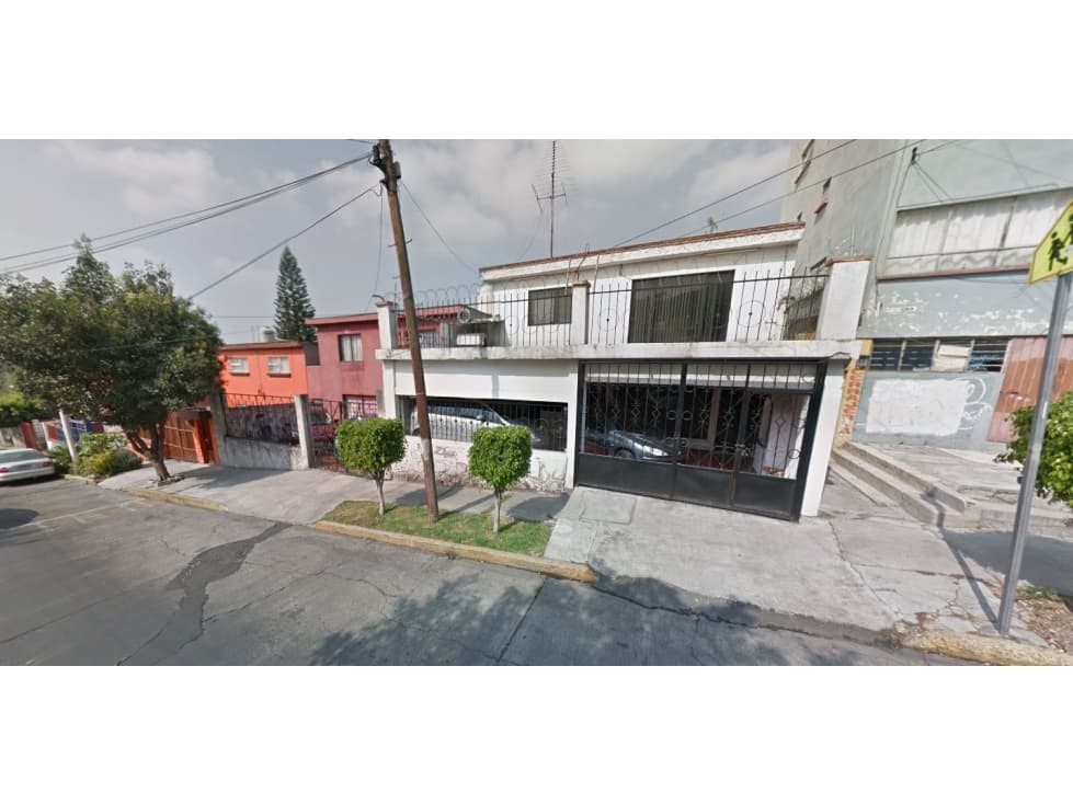 CASA CIRCUNVALANCION BARRIENTOS — foto 1