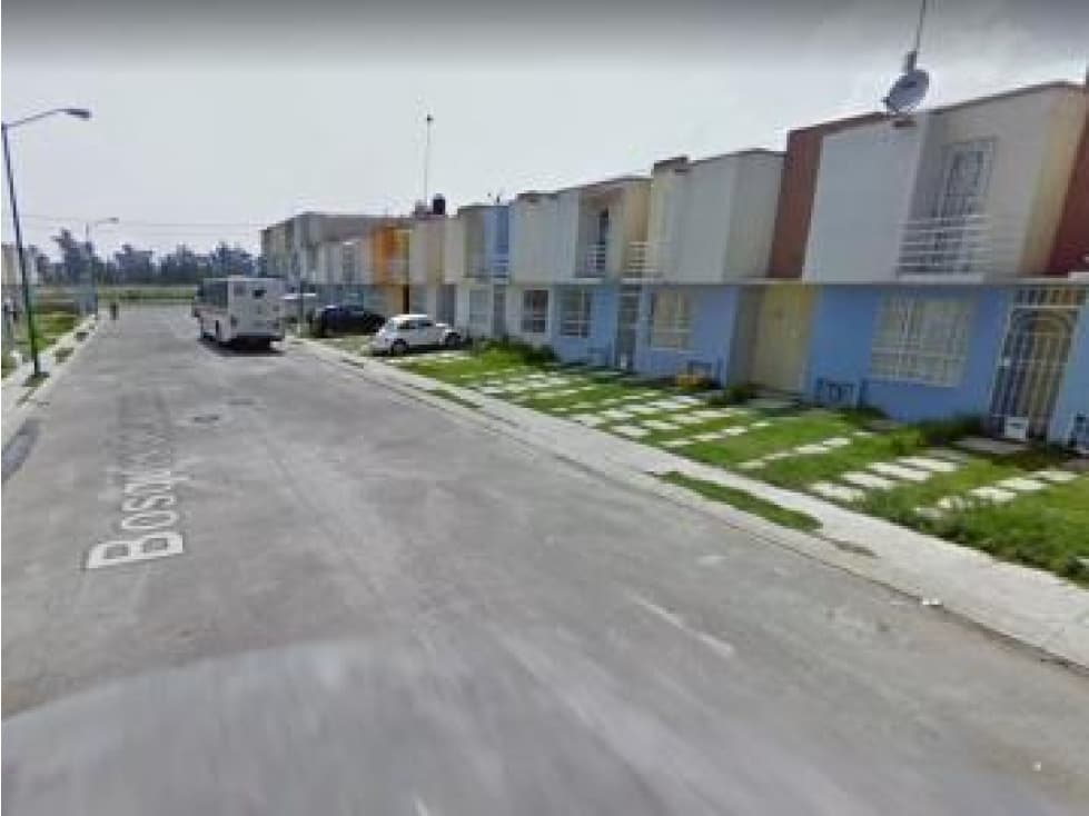 CASA EN VENTA BOSQUES DE TULTEPEC — foto 1