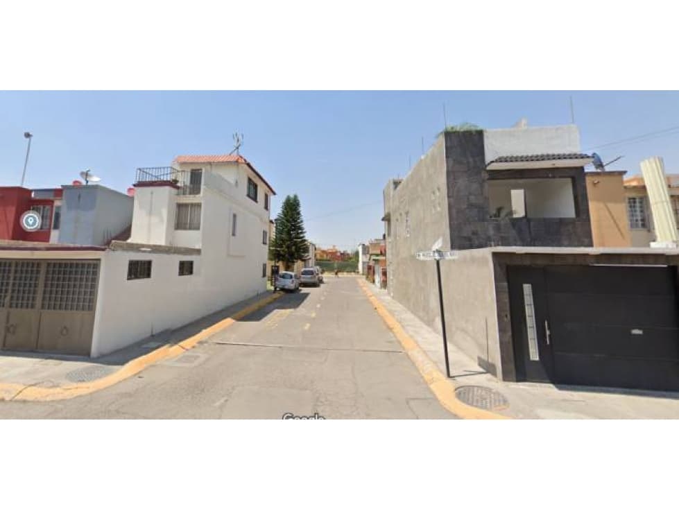 CASA EN VENTA PASEOS DE TULTEPEC — foto 2