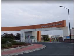 Oportunidad ! Hermosa y Amplia Casa Col.Residencial Valle del Pedregal