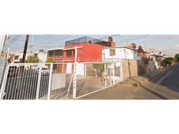 SE VENDE CASA DENTRO DE UNIDAD PRIVADA EN NEZAHUALCÓYOTL
