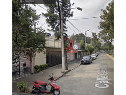 CASA DISPONIBLE EN JARD.BALBUENA DEL.V.CARRANZA