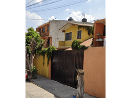 CASA EN CALLE SINALOA , COLONIA FRANCISCO VILLA , TLALNEPANTLA