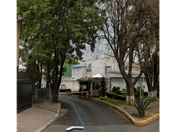 ADQUIERE INCREÍBLE CASA DE REMATE EN COYOACÁN CDMX