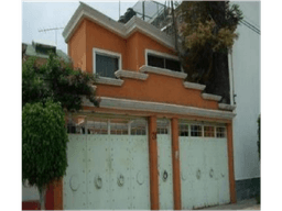 Casa en Venta en Bosques de Aragón