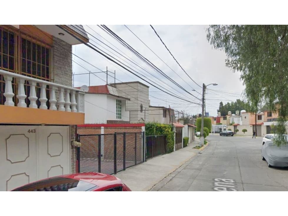 CASA EN VALLE DORADO — foto 1