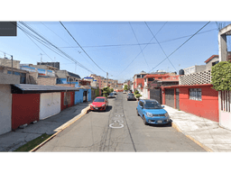 EXCELENTE CASA EN REMATE