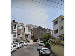 ADQUIERE INCREÍBLE CASA DE REMATE EN NAUCALPAN DE JUÁREZ EDO DE MÉXICO