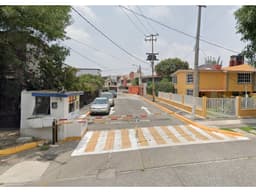 ¡EXCELENTE CASA PARA INVERSIÓN! Remate Bancario en Cd. Satelite