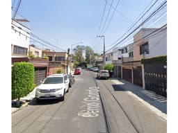 ¡EXCELENTE CASA PARA INVERSIÓN! Remate Bancario en COYOACÁN