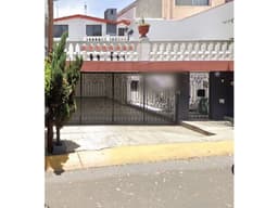 CASA LAS ALAMEDAS PASEO DE LAS PALOMAS