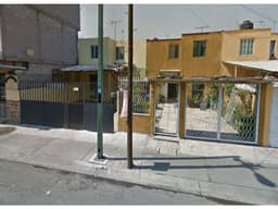 CASA EN VENTA DE  REMATE BANCARIO EN EL ROSARIO AZCAPOTZALCO CDMX