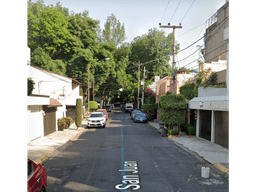 ADQUIERE INCREÍBLE CASA DE REMATE EN COYOACÁN CDMX
