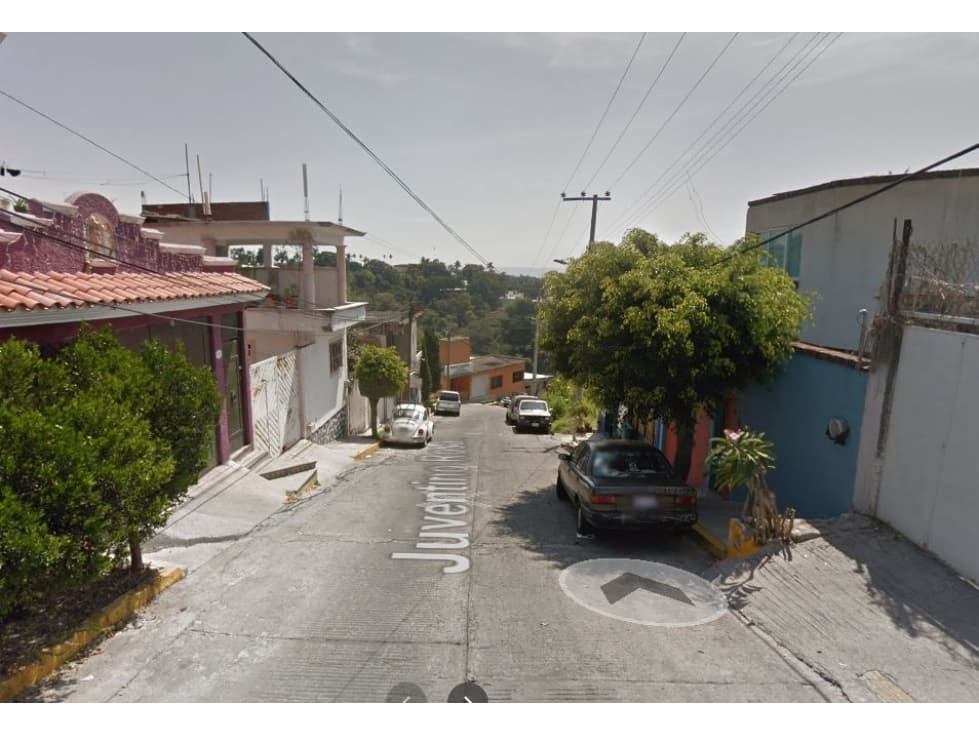 EXCELENTE CASA EN REMATE — foto 5