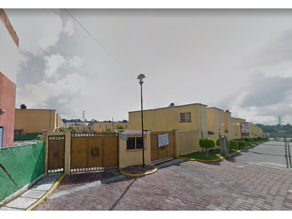 ¡EXCELENTE CASA PARA INVERSIÓN! Remate Bancario en CUERNAVACA — foto 1