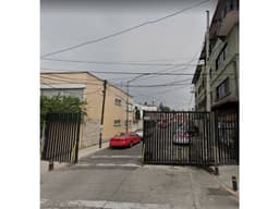 ¡OPORTUNIDAD de INVERSIÓN! Casa de Remate BANCARIO en BALBUENA