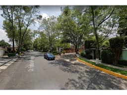 ¡VENTA! CASA EN REMATE BANCARIO EN FUENTES DEL PEDREGAL 900M2