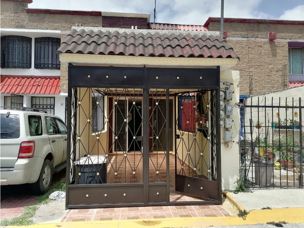 CASA EN HUEHUETOCA — foto 1