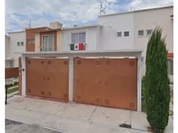 CASA QUERETARO ADJUDICADA REMATE BANCARIO