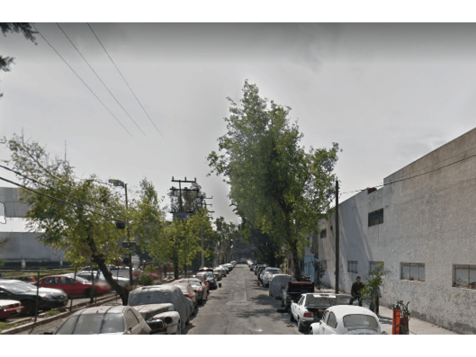 CASA EN COL. MOCTEZUMA 2a SECCIÓN — foto 1