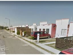 VENTA DE CASA EN LOS MEZQUITES, CELAYA, GUANAJUATO