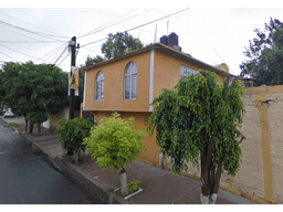 CASA EN REMATE EN SANTA MARTHA ACATITLA, IZTAPALAPA, CDMX.