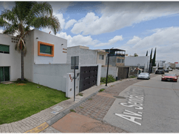 CASAS EN REMATE EN MILENIO III, QUERETARO.
