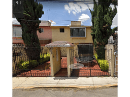 CASA EN RECUPERACION HIPOTECARIA CON ADJUDICACION DIRECTA