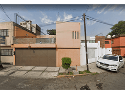 CASA EN VENTA.