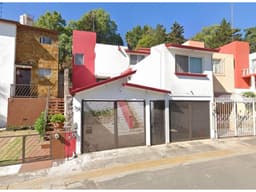 BONITA CASA EN 4TA SECCION DE LOMAS VERDES